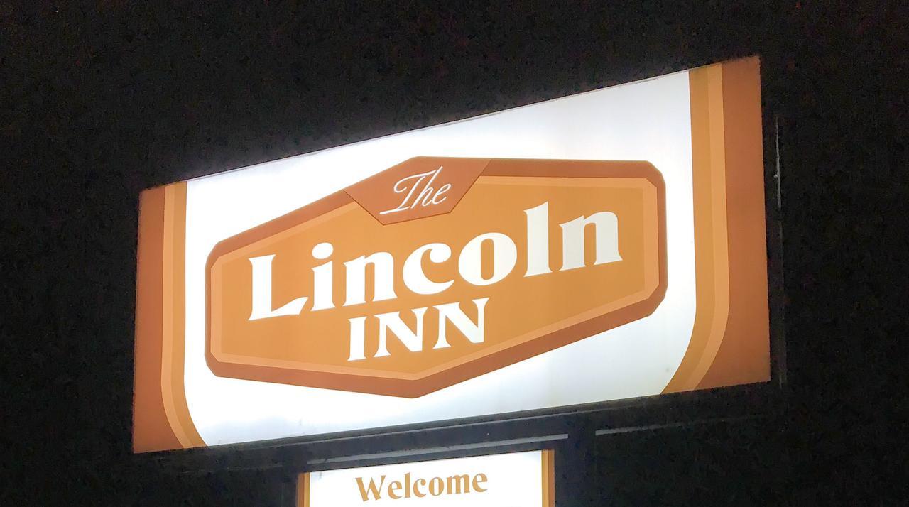 The Lincoln Inn North Bay Exterior photo
